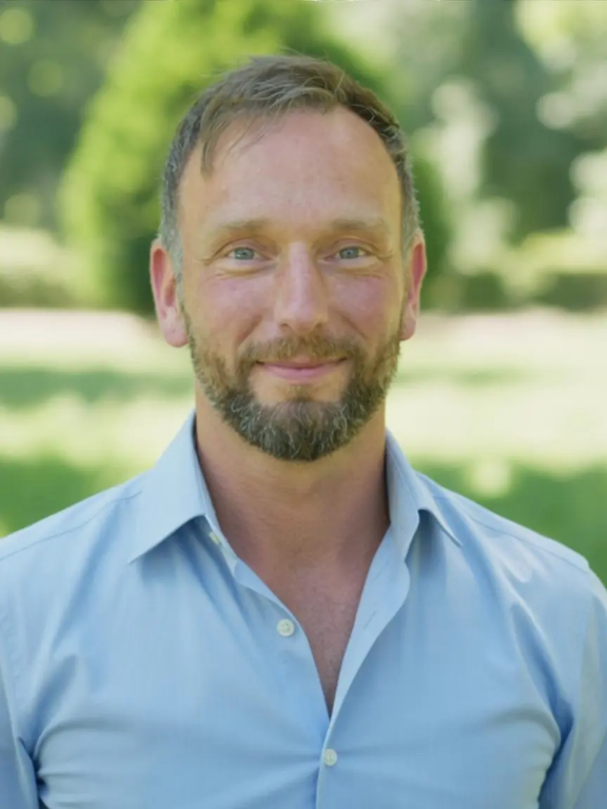 Sebastian Bayer heißt Sie Herzlich Willkommen